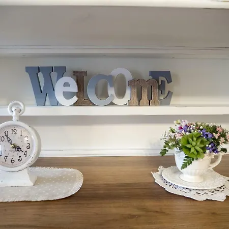 Sweet Apartment *